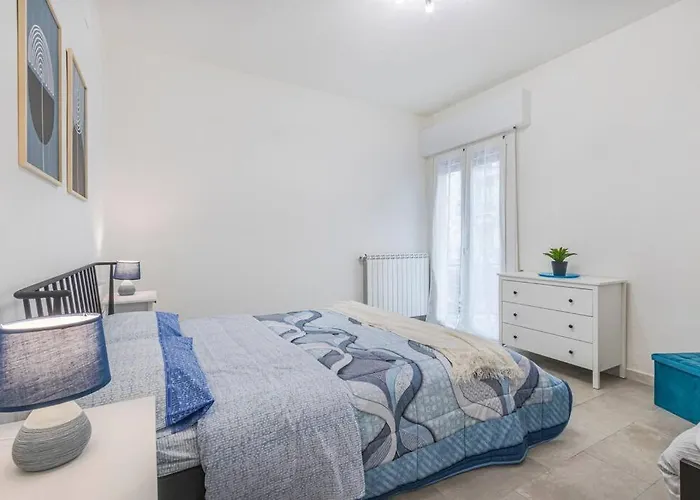 Minimalist Oasis - Life & Hesperia Hospital Modena